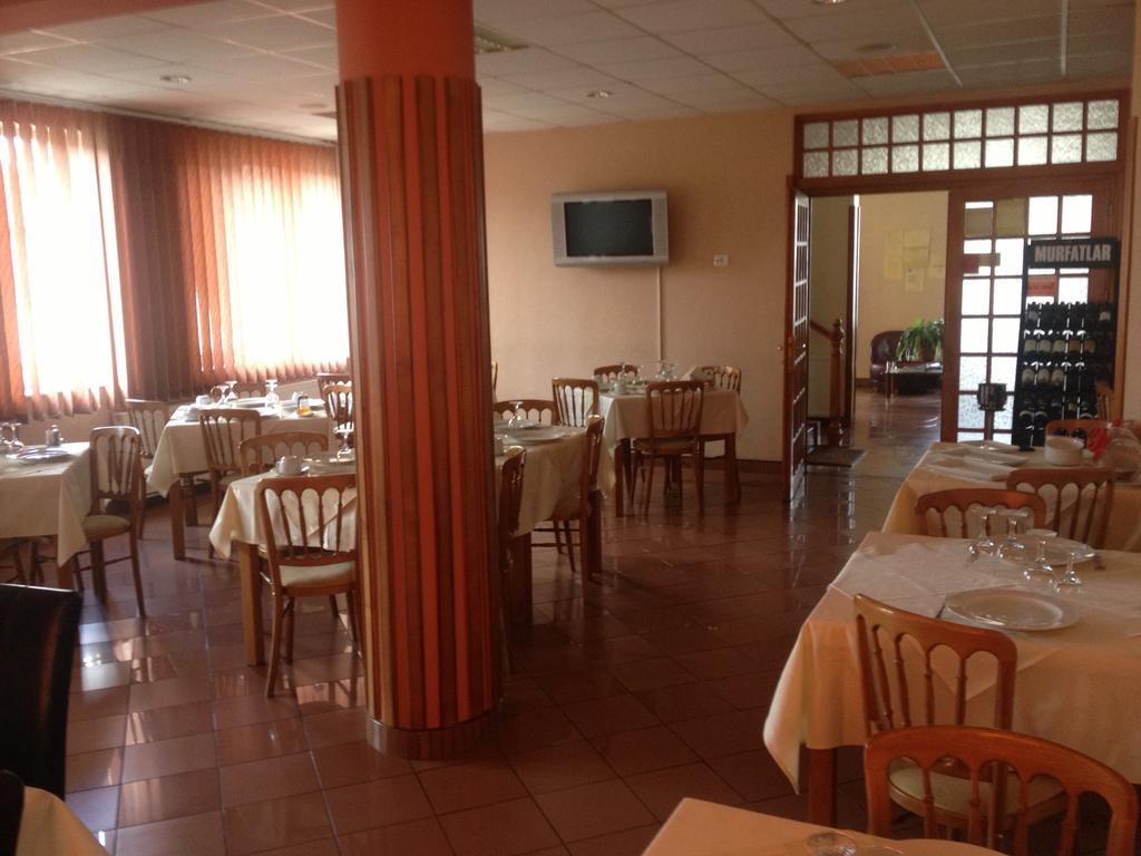Hotel Lotus Arad Buitenkant foto